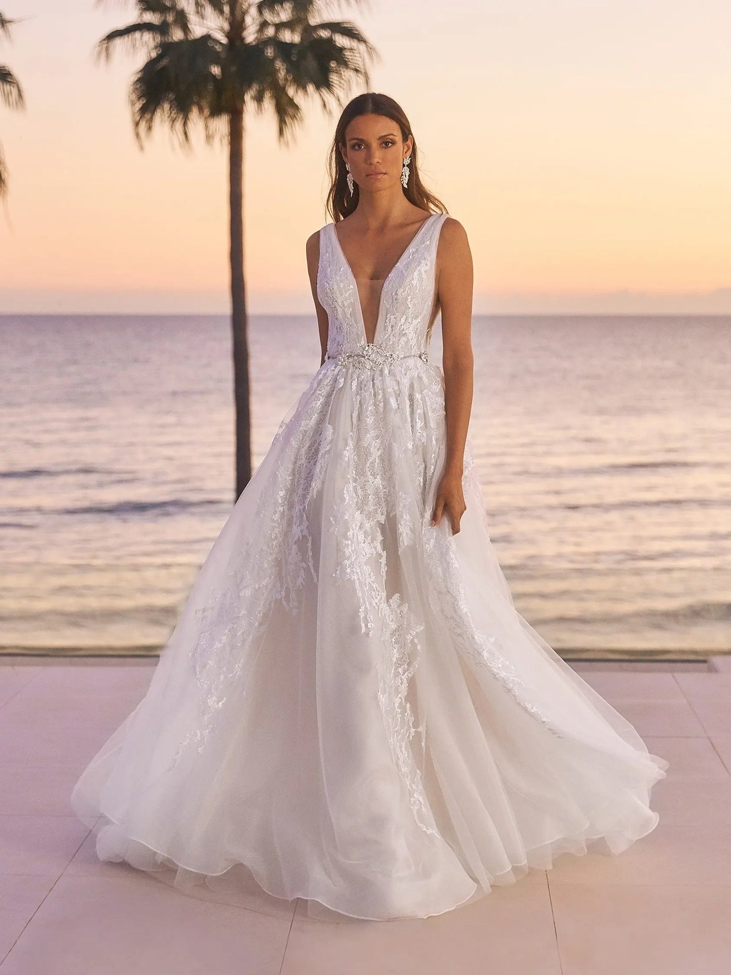 Tinka Pronovias
