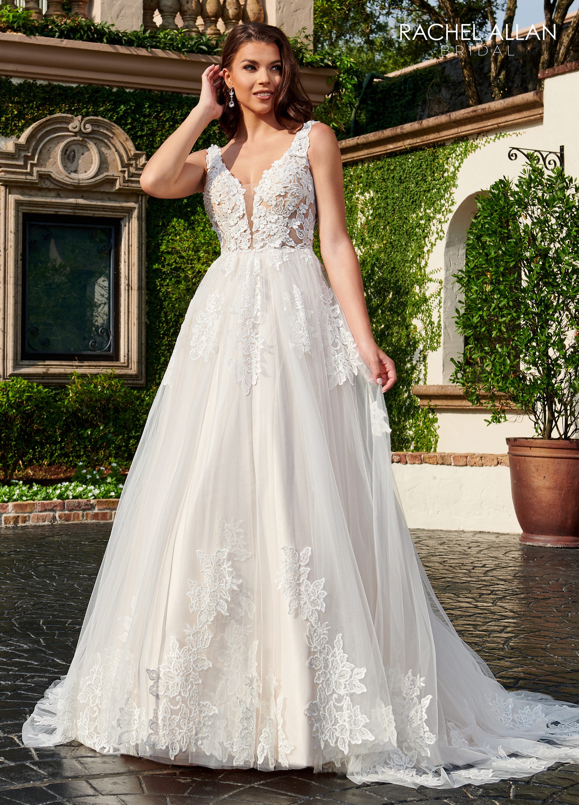 Bella 2024 bridal dresses