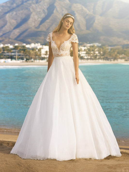 Saturn Pronovias